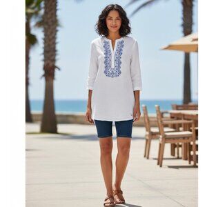 Ellen Tracy White Tunic With Blue Embroidery XS 3/4 Sleeve Lightweight & Breatha